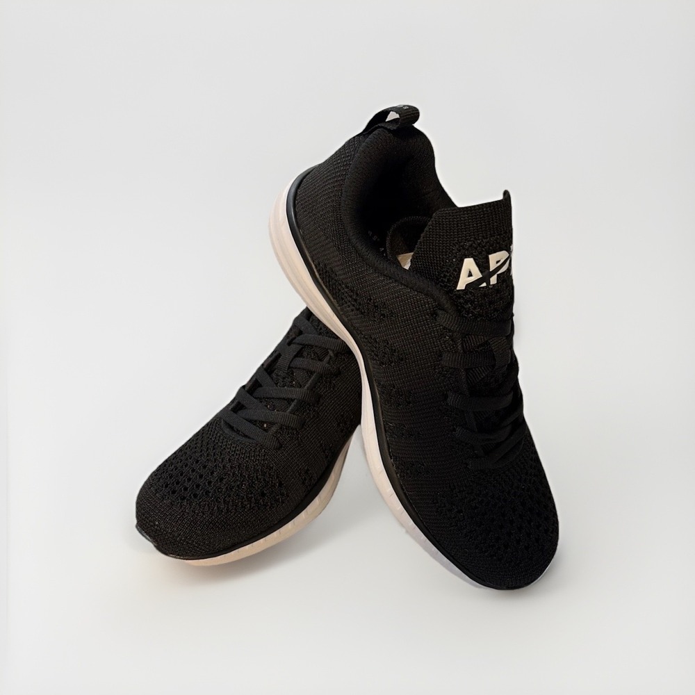 APL‎ Athletic Propulsion Labs women's black 5 athletic shoes TECHLOOM PRO W NEW